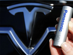 Panasonic останавливает в США работу на заводе по производству аккумуляторов для Tesla