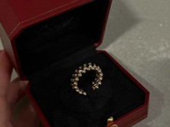 Даша Квіткова показала, яким коштовним подарунком потішила себе