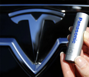 Panasonic останавливает в США работу на заводе по производству аккумуляторов для Tesla