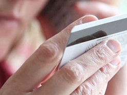 «Шахрайство на біді»: на окупованих територіях ошукують мешканців, які хвилюються за своїх рідних