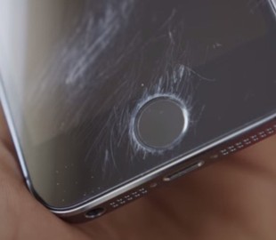 Стекла в смартфонах продолжают царапаться. Почему?
