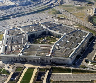 Пентагон розслідуює витік військових електронних листів