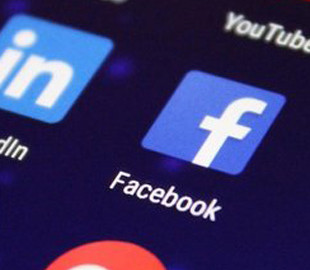 В России полностью заблокировали Facebook