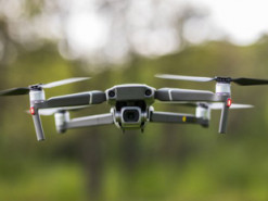 Виробник дронів: ЄС лише доходить до FPV-дронів, тоді як Україна тестує технології на фронті