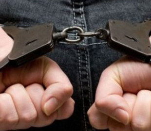 Затримання на Харківській окружній: Чоловіки на автомобілі перевозили наркотики