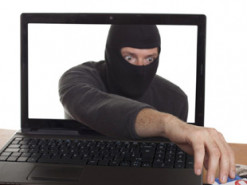 Полицейские "накрыли" группу интернет-мошенников