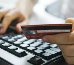 Женщина перечислила мошенникам 6 тысяч гривен за виртуальный телефон