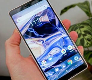 Доля смартфонов с экранами 18:9 вырастет до 66%