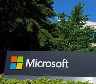 Сотрудники Microsoft будут работать из дома до октября