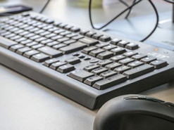 Эксперт рассказал, как управлять компьютером со смартфона