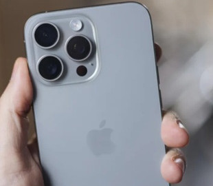 У Китаї Apple продає телефони з великими знижками - хоче захистити свої позиції на ринку