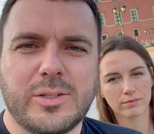 Ведучий "Холостяка" Григорій Решетнік показав, як вони з дружиною змінилися за 14 років