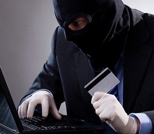 Мошенник воровал деньги с банковских карт украинцев