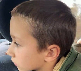 Поліція та волонтери врятували з Донеччини двох дітей, які осиротіли через російську війну