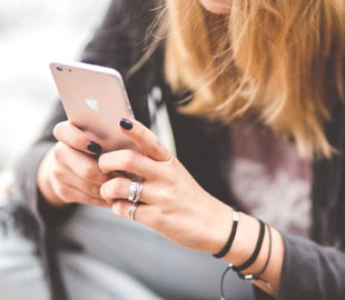 Как продлить время работы телефона: ошибка, которая "убивает" зарядку