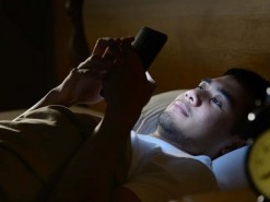 Как социальные медиа нас "садят на крючок"