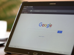 На Google подали в суд более 10 000 женщин из-за неравенства в оплате труда мужчин и женщин