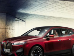 Власники BMW зможуть відкрити машину, не виймаючи телефон
