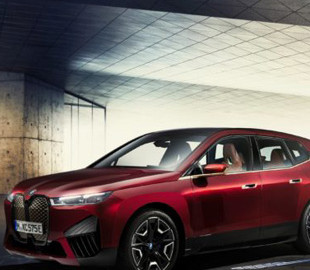 Власники BMW зможуть відкрити машину, не виймаючи телефон