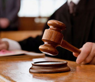 Раділа приниженню “азовців”: хмельничанку засудили умовно за виправдовування російської агресії