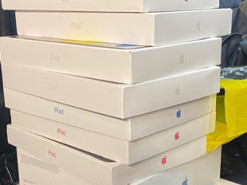 Львівські митники виявили контрабанду техніки Apple на 850 тис. грн