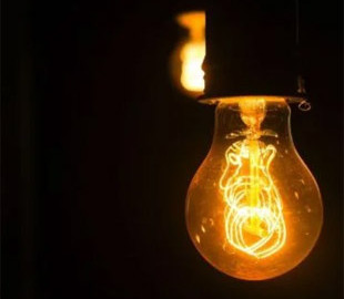 Як вижити, якщо довго немає світла та тепла – поради МВС