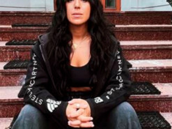 Загрожує в’язниця чи розправа: Джамала про родичів у Криму