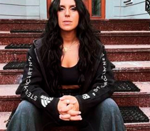 Загрожує в’язниця чи розправа: Джамала про родичів у Криму