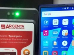 Хакер нашел способ получать в торговых автоматах бесконечные кофе и еду