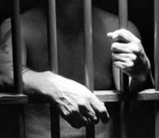 Правоохоронці затримали корегувальника, який здавав ворогу позиції ЗСУ у Києві