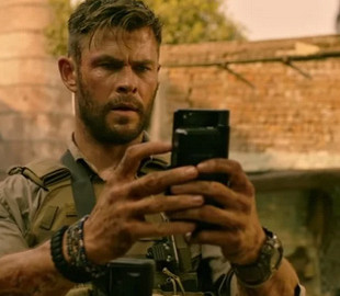 Вышел первый трейлер боевика Netflix "Эвакуация" с Крисом Хемсвортом