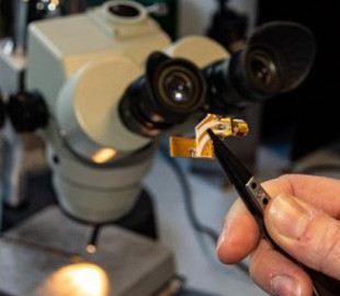 Лазеры позволят увеличить скорость интернета в тысячу раз