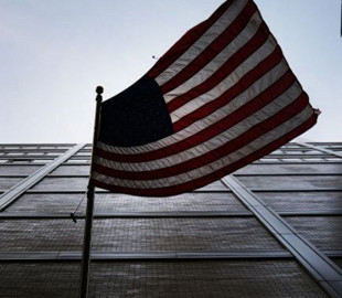 США розширять обмеження на постачання чіпів до Китаю