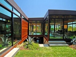 Джефф Безос взялся за строительство домов