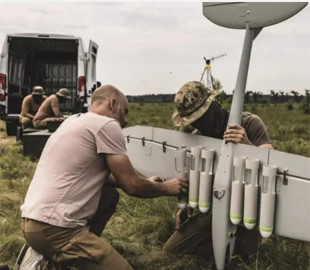  Стали відомі технічні характеристики нового українського БПЛА, що здатен коригувати наведення ракет на ціль
