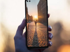 Motorola представила смартфон One 5G