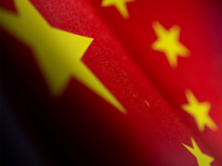 Китай наклав санкції на три оборонні компанії США