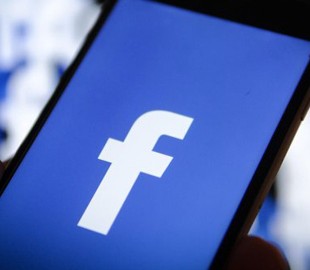 Facebook запретил публикации с намеком на секс: в сети ответили меткой карикатурой