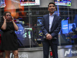 Коронавірус зробив главу Zoom одним із найбагатших людей в світі