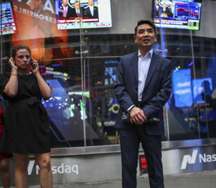 Коронавірус зробив главу Zoom одним із найбагатших людей в світі