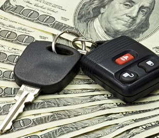 Мужчина заплатил за несуществующий автомобиль 3 тысячи долларов