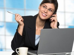 В Испании госслужащим запретили менять обои рабочего стола на компьютере