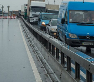 У Києві на понад три тижні обмежать рух однією з вулиць
