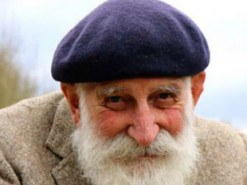 Пенсионер с уникальным голосом стал звездой YouTube