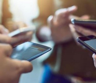 В Samsung Galaxy S9 и Xiaomi Mi6 обнаружены серьезные уязвимости