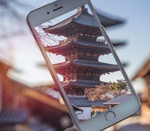 В Японии создан один из самых маленьких в мире смартфонов