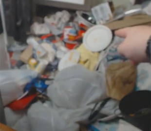 Известный геймер прибрался в своей комнате впервые за 14 лет