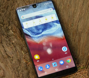 Всього 0,35 мм: у мережі показали смартфон із найтоншими рамками у світі