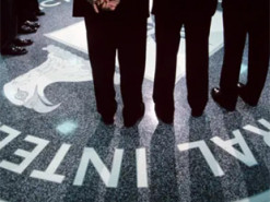 Досвід в Росії виявився успішним: ЦРУ розширює онлайн-вербування інформаторів на Китай, Іран та Північну Корею