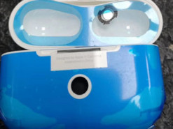 Зарядный футляр наушников Apple AirPods Pro показался на «живых» фотографиях